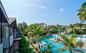 Raya Resorts